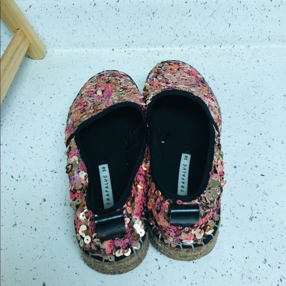 Zara flats - Picture 2 of 3